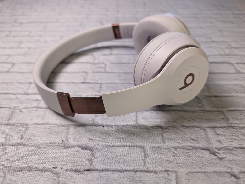 teen gifts - beats solo 4